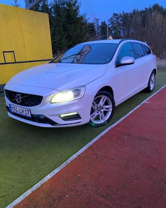 Volvo V60 cena 103300 przebieg: 67450, rok produkcji 2017 z Nowogród Bobrzański małe 781